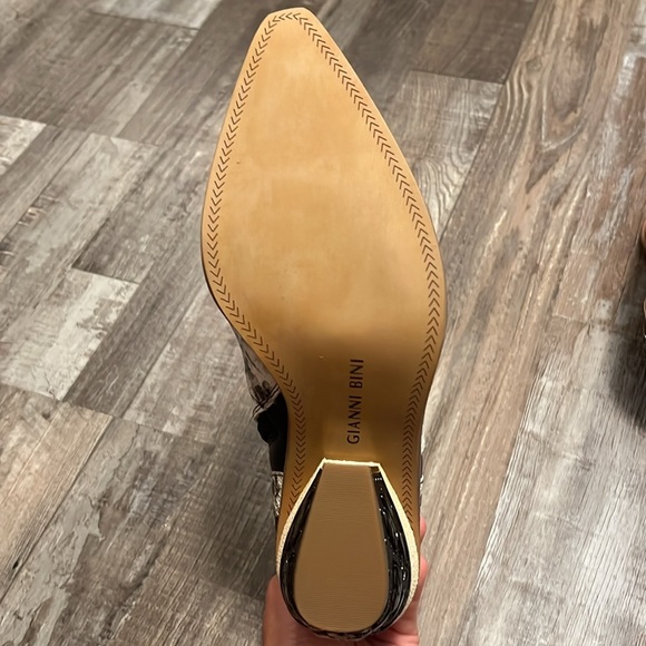 Gianni Bini Snake Skin Ankle Boots - Picture 7 of 7